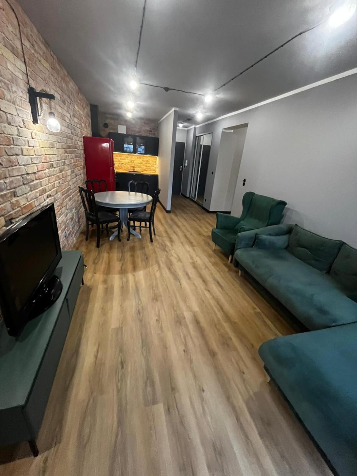 Apartament Z Widokiem Na Stadion Styl Industrialny Jedyny Taki Check In 24 H Poznań Eksteriør bilde