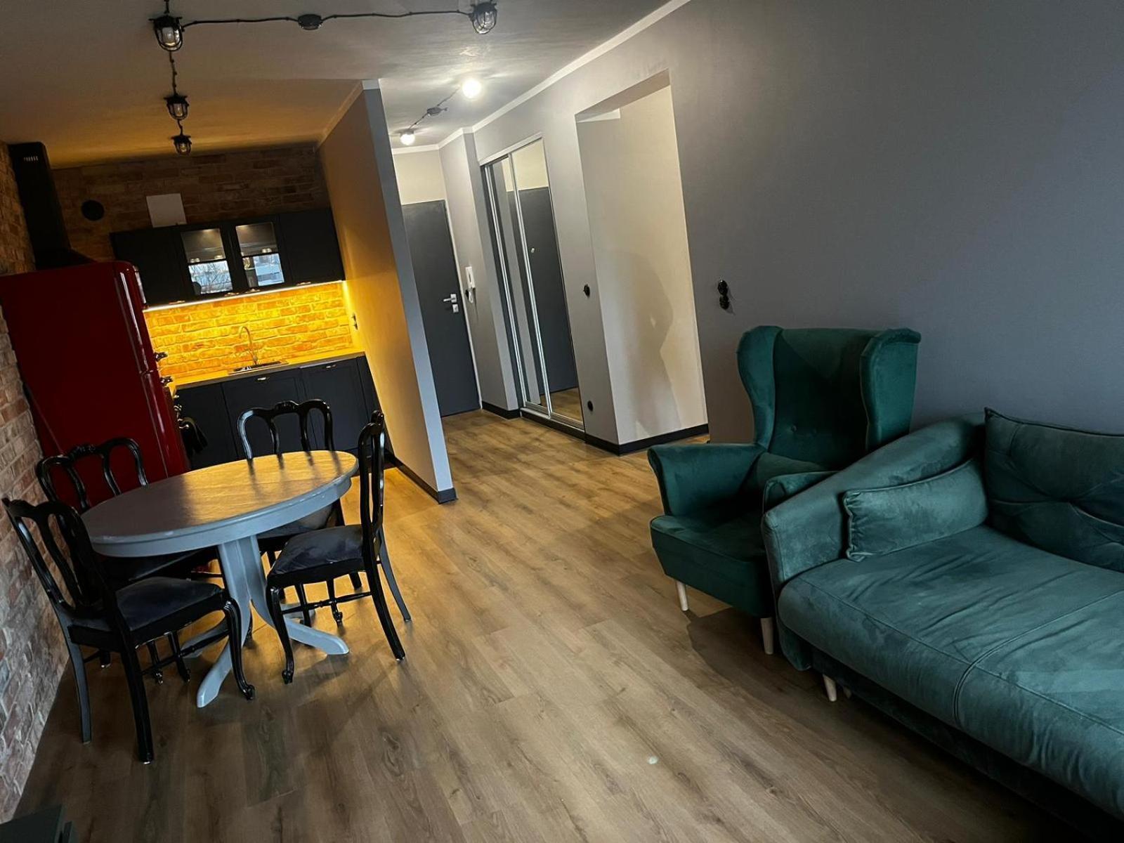 Apartament Z Widokiem Na Stadion Styl Industrialny Jedyny Taki Check In 24 H Poznań Eksteriør bilde