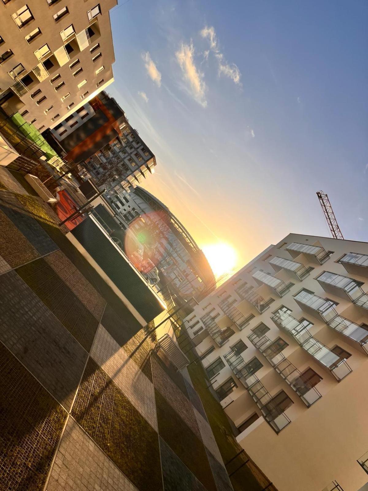 Apartament Z Widokiem Na Stadion Styl Industrialny Jedyny Taki Check In 24 H Poznań Eksteriør bilde