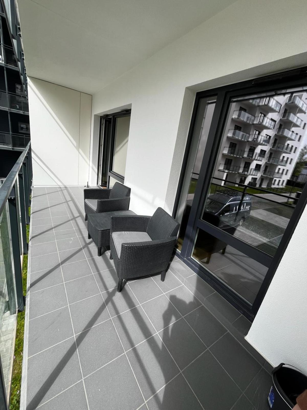 Apartament Z Widokiem Na Stadion Styl Industrialny Jedyny Taki Check In 24 H Poznań Eksteriør bilde